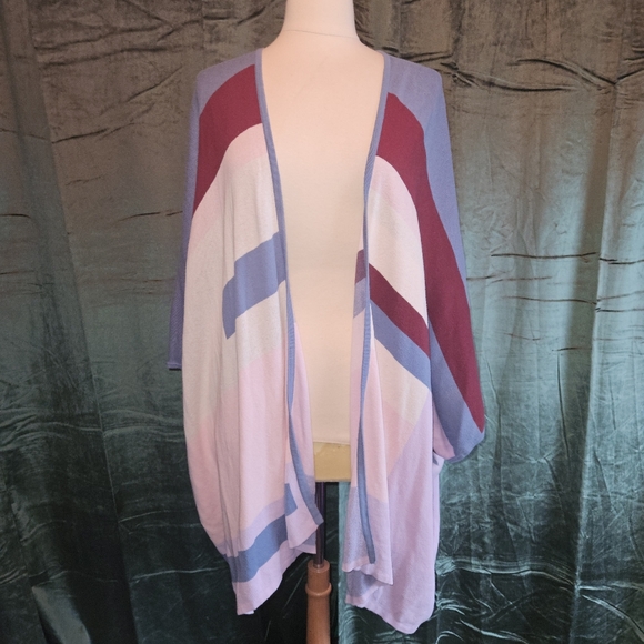 Plenty by Tracy Reese Geometric Poncho Cardigan - Picture 2 of 5